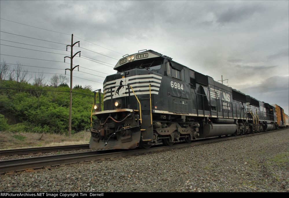 NS 6984 leads 19G